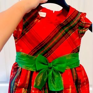 Beautiful Girls Holiday Dress for girls. Size 5